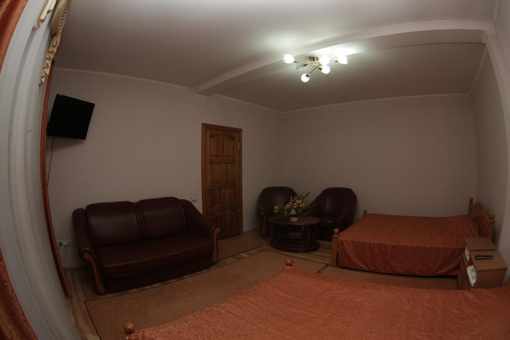 Ekran Hotel Lviv Chambre photo