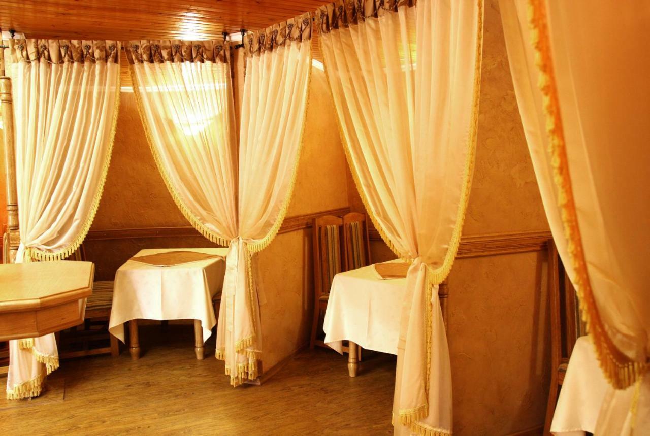 Ekran Hotel Lviv Extérieur photo